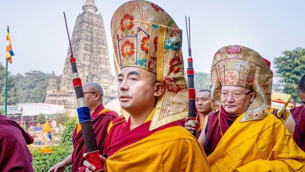 བཀའ་འགྱུར་ཆོས་འཁོར་དང་དག་སྒྲོགས།